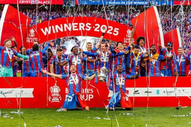 «يويفا» يؤكد أنه يحتاج إلى مزيد من الوقت لاتخاذ قراره (كريستال بالاس)