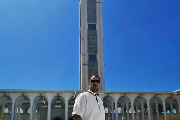 ديلوغو في جامع الجزائر الكبير (حسابه الخاص بالإعلام الاجتماعي)