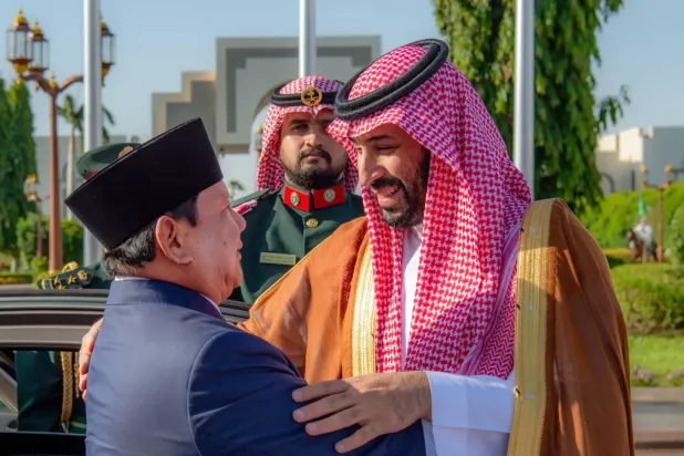 Suudi Arabistan Veliaht Prens Muhammed bin Salman, Endonezya Devlet Başkanı Prabowo Subianto'yu karşıladı, (SPA)