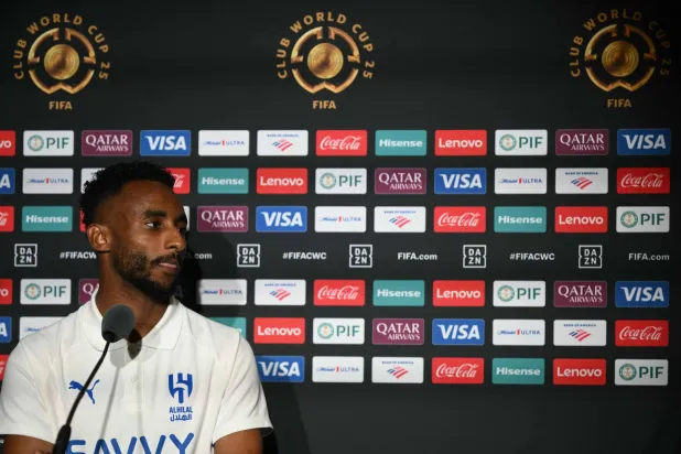 الحربي في حديثه لوسائل الإعلام (أ.ف.ب) 