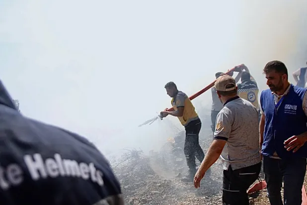 مزيد من عناصر الدفاع المدني الى الريف الشمالي في اللاذقية للتغلب على الحرائق (سانا)