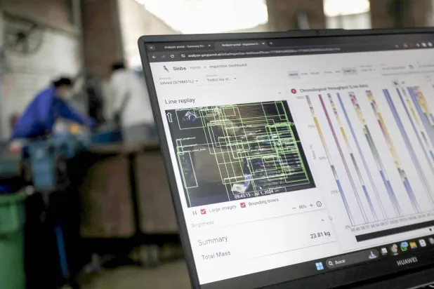 يستخدم العديد من الموظفين والعمال في الكثير من الدول حول العالم أدوات الذكاء الاصطناعي بشكل شبه يومي لمساعدتهم على إنجاز المهام (رويترز)