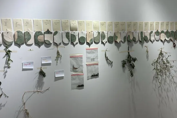 جاءت الأعمال دعوات عميقة للإنصات والتذكر والتخيّل (الشرق الأوسط)