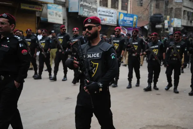 Pakistan polisi Haydarabad'da konuşlandı (AFP)