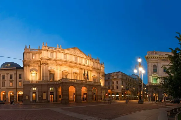 دار الأوبرا في ميلانو هي مؤسسة موسيقية من القرن السادس عشر (صور جيتي)