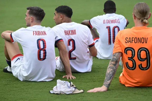 سان جيرمان خسر نهائي مونديال الأندية واحتفظ باحترام الجميع (أ.ف.ب)