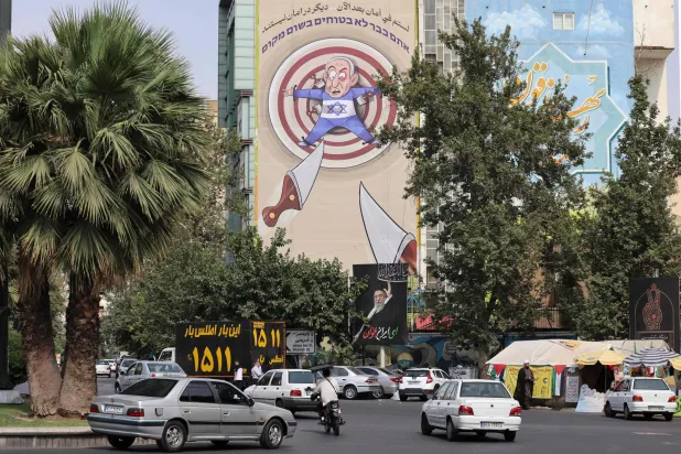 تقرير: إيران اكتشفت ثغرات في الدفاع الجوي الإسرائيلي بطريق «التجربة والخطأ»