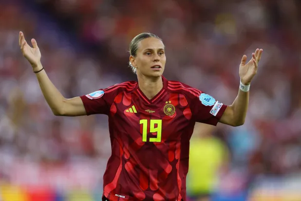 مهاجمة ألمانيا كلارا بوهل: الثقة في الفوز باليورو «موجودة دائماً»