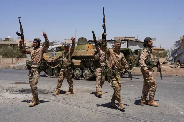 Suriye ordusu Süveyda'dan çekilmeye başladı