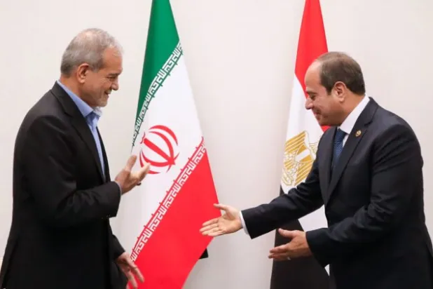 العلاقات بين مصر وإيران شهدت انفراجة ملحوظة مع زيارة عراقجي إلى القاهرة (الرئاسة المصرية)