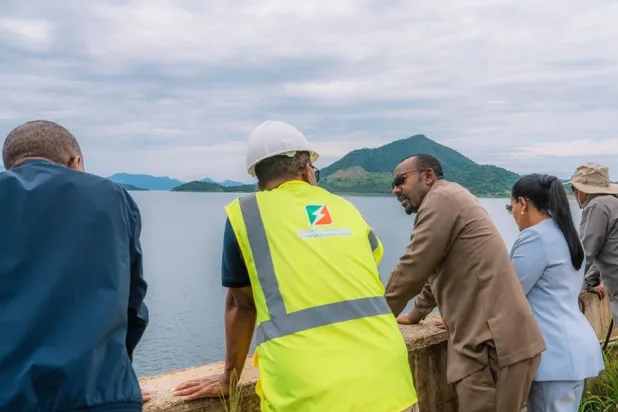 آبي أحمد يعلن اكتمال مشروع سد النهضة ويجري الاستعداد لتدشينه رسمياً (صفحته على «فيسبوك»)