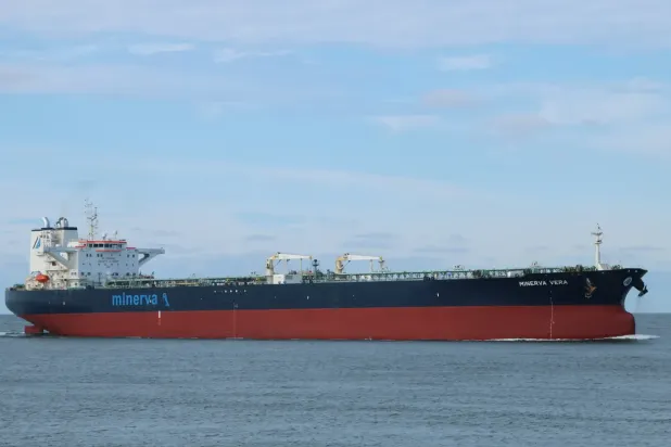 ناقلة النفط «مينرفا فيرا» (موقع مارين ترافيك)