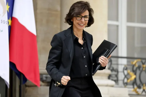 وزيرة الثقافة الفرنسية ذات الأصول المغربية رشيدة داتي (أ.ف.ب)