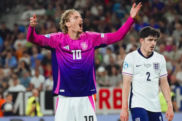 المهاجم نيك فولتيماد (د.ب.أ)