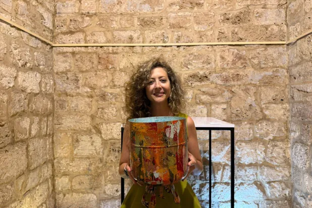 بلمسة من اللون والخيال حصلت الأجسام المعدنية على حياة ثانية (الشرق الأوسط)