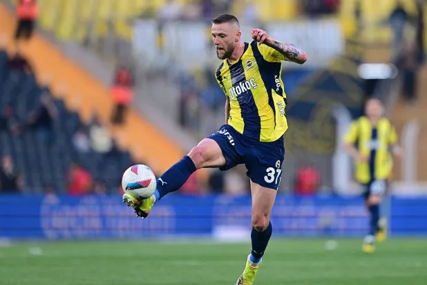 ميلان سكرينيار لعب معاراً لفنربخشة وسينضم بشكل نهائي (وسائل إعلام تركية)