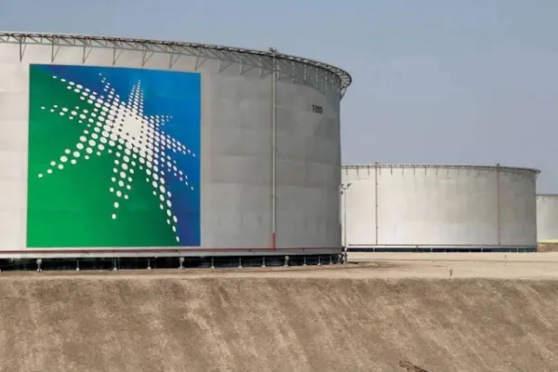 صهاريج نفط تابعة لشركة «أرامكو السعودية» (رويترز)