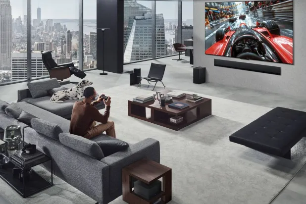 «إل جي» تطلق أول تلفزيون «أو إل إي دي» لا سلكي بمعايير جديدة للألعاب والسينما المنزلية