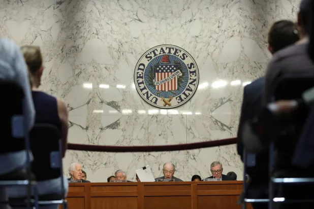 جانب من جلسة للجنة الشؤون القانونية في مجلس الشيوخ الأميركي يوم 17 يوليو (رويترز)