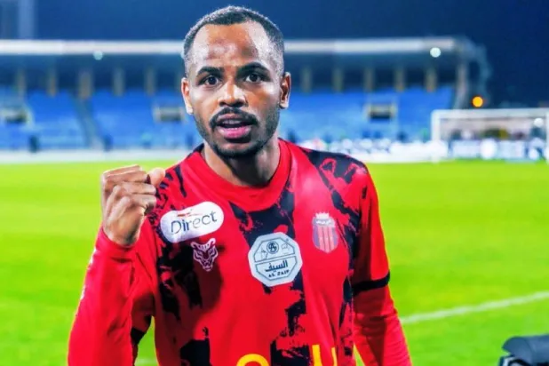الأهلي يقوي دفاعاته بخيبري الرياض