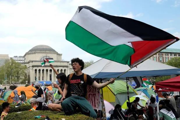 جامعة كولومبيا تفرض إجراءات على عشرات الطلاب بسبب احتجاج مؤيد للفلسطينيين