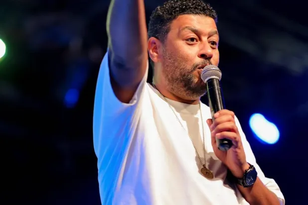 محمد جمعة لـ«الشرق الأوسط»: اتجاهي للغناء «ليس نزوة»