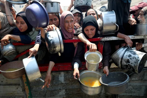 مسؤولان إسرائيليان: لا دليل على سرقة «حماس» للمساعدات في غزة