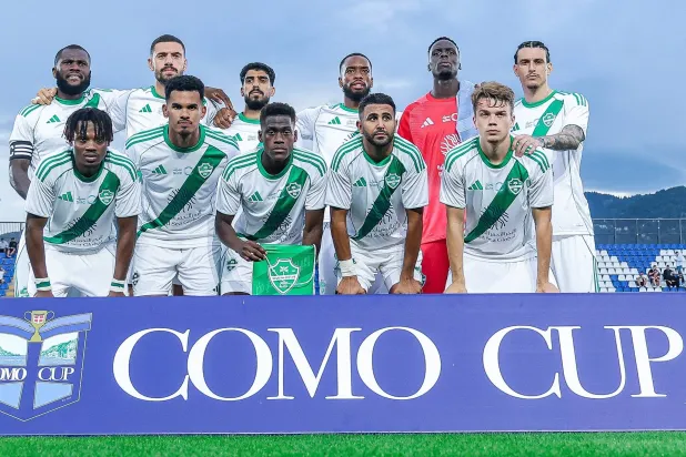 لاعبو الأهلي قبل انطلاق المباراة (النادي الأهلي)