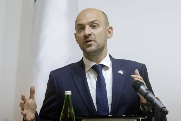 فرنسا تؤكد أن دولاً أوروبية أخرى ستتعهد قريباً الاعتراف بدولة فلسطين