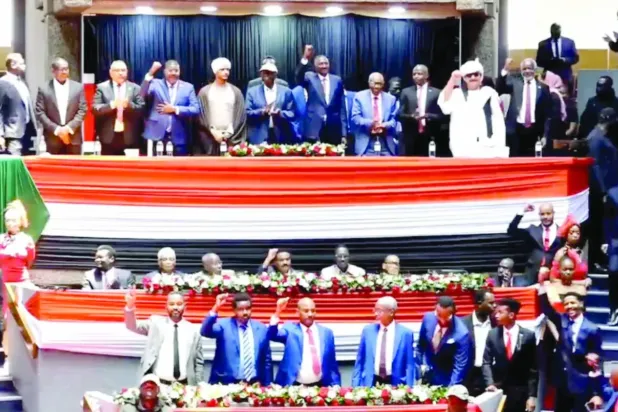 Silahlı hareketlerin, partilerin ve siyasi güçlerin temsilcileri, geçen şubat ayında Nairobi'de düzenlenen “Kuruluş İttifakı” toplantılarının açılışında (Arşiv)