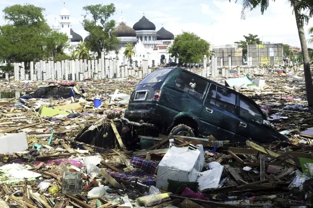 زلزال مدمر بقوة 8.8 درجة ضرب شبه جزيرة كامتشاتكا الروسية