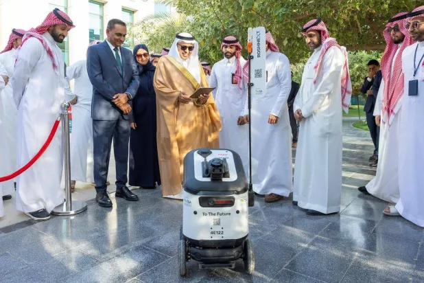 السعودية تطلق تجربة «خدمة التوصيل» بالمركبات ذاتية القيادة
