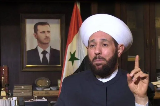 أحمد بدر الدين حسون، المعروف بتأييده للرئيس الأسد، شغل منصب مفتي سوريا منذ عام 2004