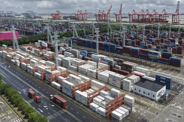 ABD'nin Güney Kore ile yaptığı ticaret anlaşması, Güney Kore'den yapılan ithalata yüzde 15 gümrük vergisi uygulanmasını içeriyor (AP)