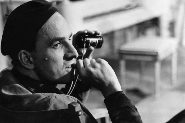 Stellan Skarsgard, yönetmen Ingmar Bergman'ın "Hitler öldüğünde ağlayan" bir "Nazi" olduğunu iddia etti (AP)