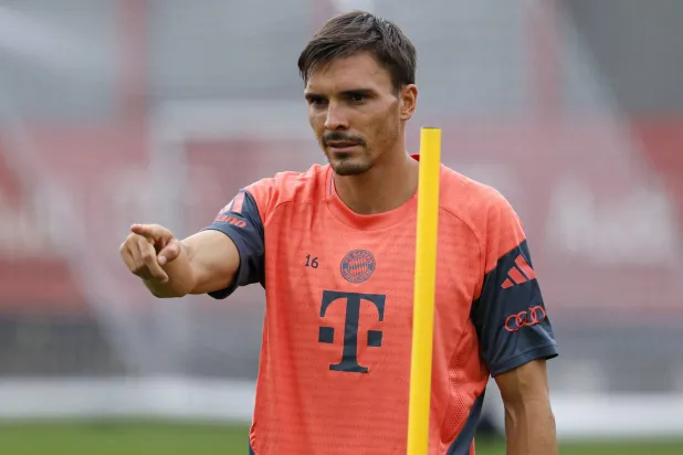 جواو بالينيا لاعب وسط بايرن ميونيخ الألماني (رويترز)