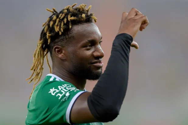 ماكسيمين بانتظار موافقة الأهلي (الشرق الأوسط)