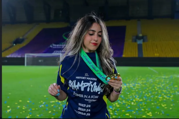 عطاف الصاوي ضمن الراحلات عن صفوف الفريق (الشرق الأوسط)