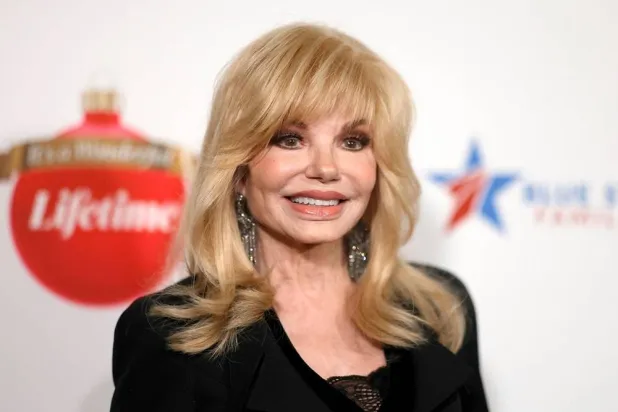 Umrla Loni Anderson, zvezda serije 'WKRP in Cincinnati', pri 79 letih