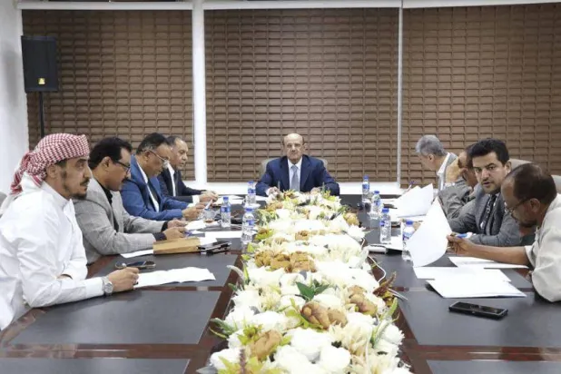 محافظ البنك المركزي اليمني يترأس في عدن اجتماعاً للجنة تنظيم الاستيراد (سبأ)