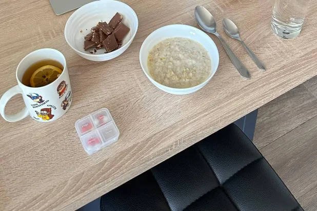 أثبتت الأبحاث أن الشعير المكون الرئيسي لـ«التلبينة النبوية» له كثير من الفوائد لصحة الجسم منها تقليل الكوليسترول وضغط الدم (موقع بيكسلز) 