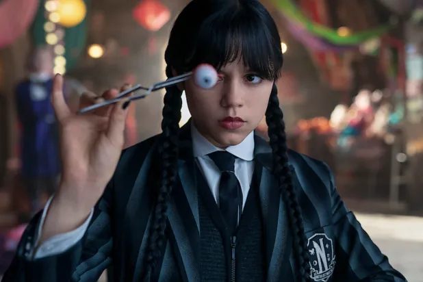 بطلة «Wednesday» الممثلة الأميركية جينا أورتيغا في موسم جديد من المسلسل (نتفليكس)