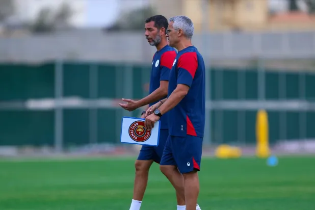 إيفانغيليستا استبعد عدداً من اللاعبين الذين شاركوا في الموسم الماضي (نادي ضمك)