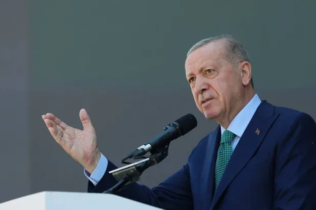 إردوغان يوجه التحية لستارمر على تصريحاته بشأن الاعتراف بدولة فلسطينية