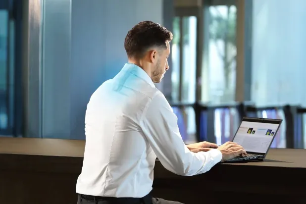 يمكن استخدام الجهاز في بيئة العمل من دون ظهوره أمام الآخرين