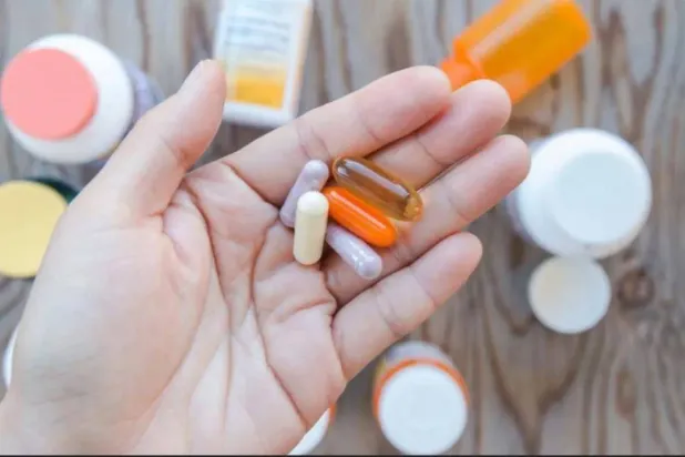 بعض المكملات التي تُستخدم لتعزير الحالة المزاجية قد تكون لها آثار جانبية خطيرة (جامعة فيرمونت)