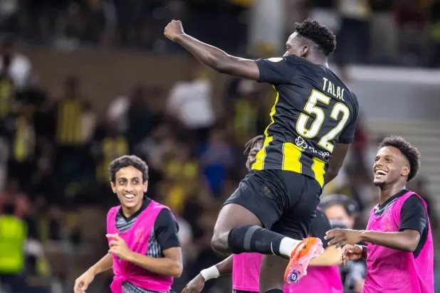 طلال حاجي بين الإعارة المحلية أو الاحتراف الخارجي (الشرق الأوسط)