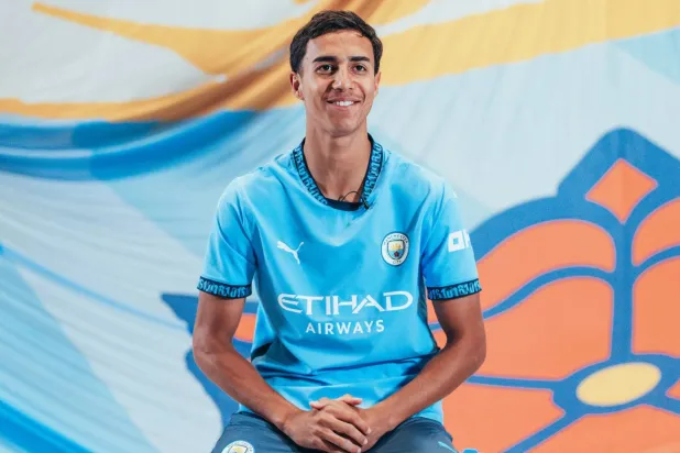  فيتور رييس انتقل من مان سيتي لجيرونا (نادي مان سيتي)