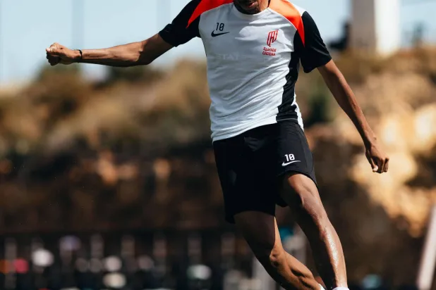 الجوير خلال تدريبات القادسية الأخيرة (موقع النادي)