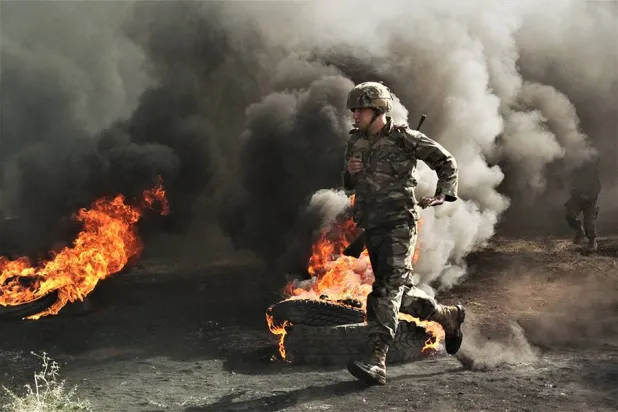 تضامن لبناني واسع مع الجيش بعد صدمة مستودع «حزب الله»